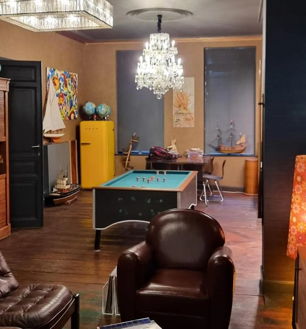 Logies La Chevre Folle - Lodging & Cooking In Style With Shared Kitchen Ostend 0*,