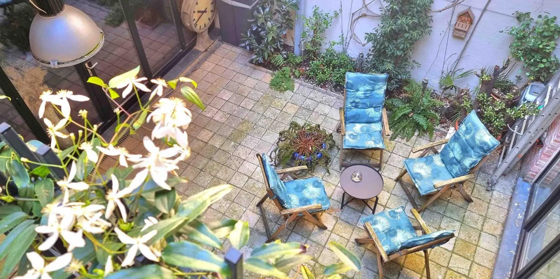 Logies La Chevre Folle - Lodging & Cooking In Style With Shared Kitchen Ostend Belgium